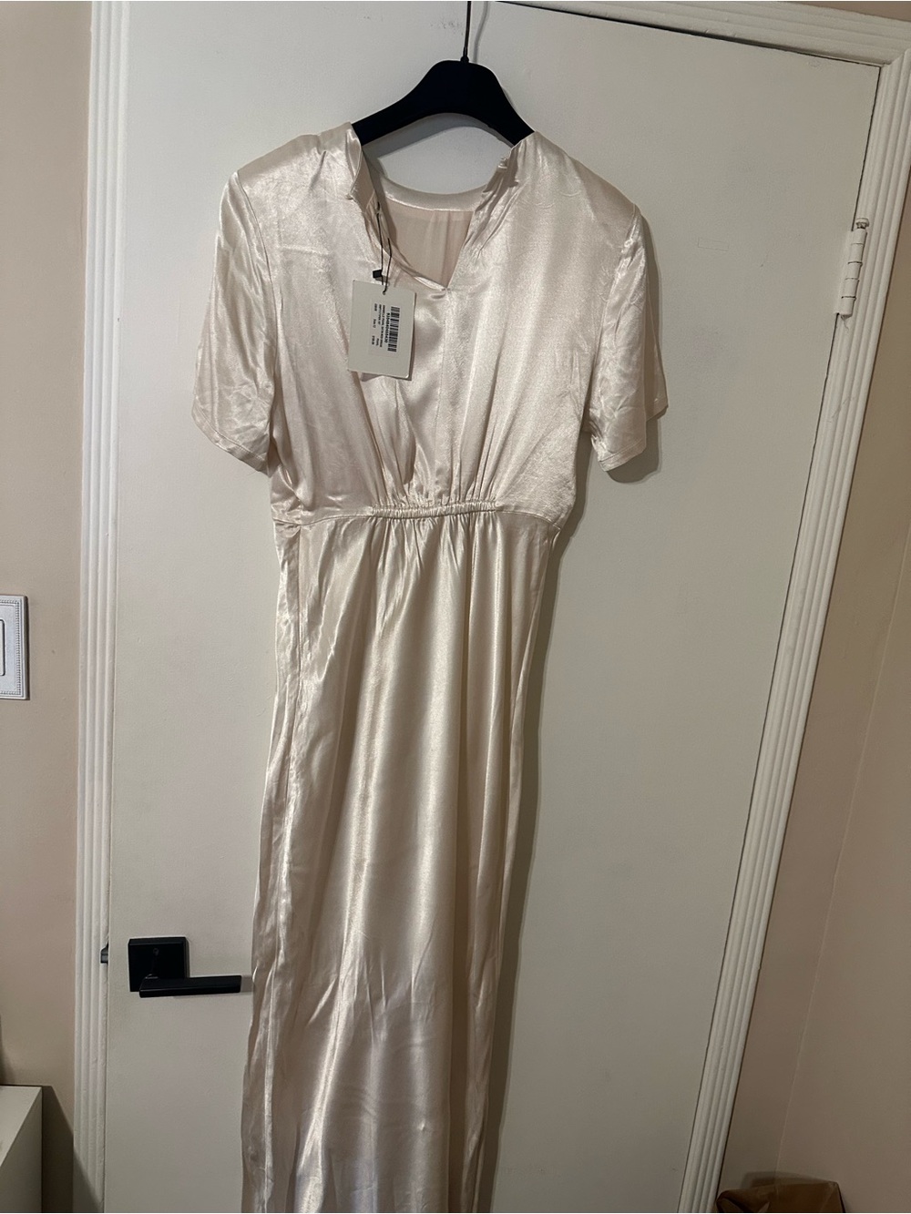 Dissh anabelle pearl satin maxi dress Size US 8 - Picture 6 of 8